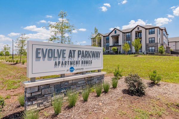Evolve at Parkway Apartment Homes apartments in Concord, NC