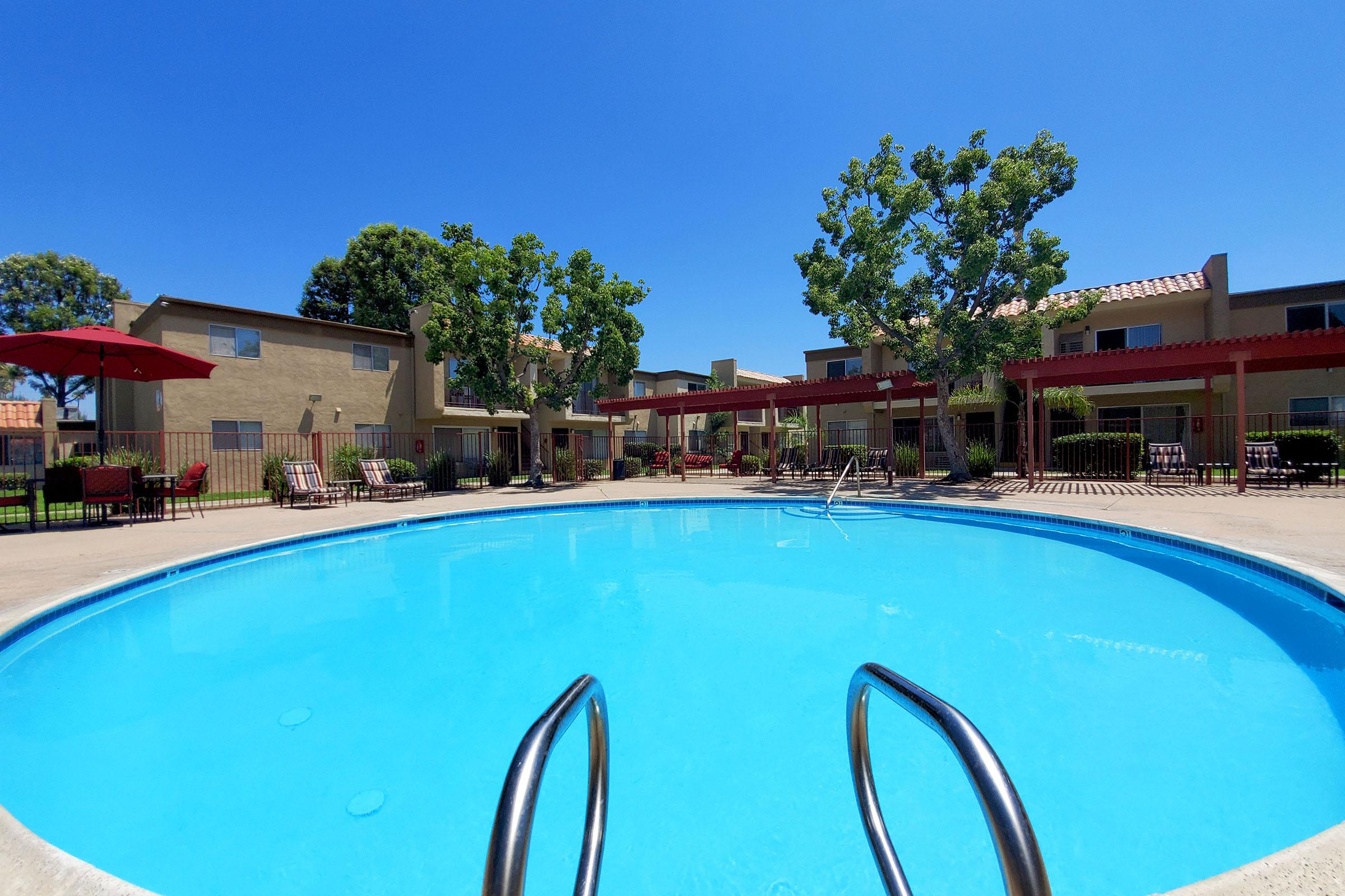 Parkwood Gardens apartments in El Cajon, CA