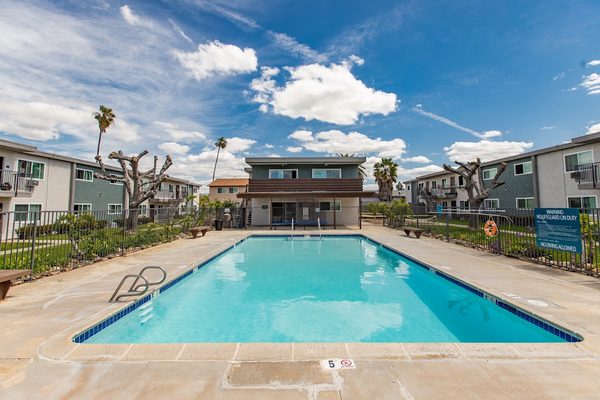 Oasis Del Sol Apartments apartments
