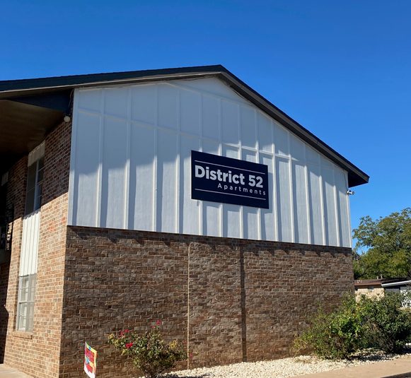 District 52 Apartments apartments