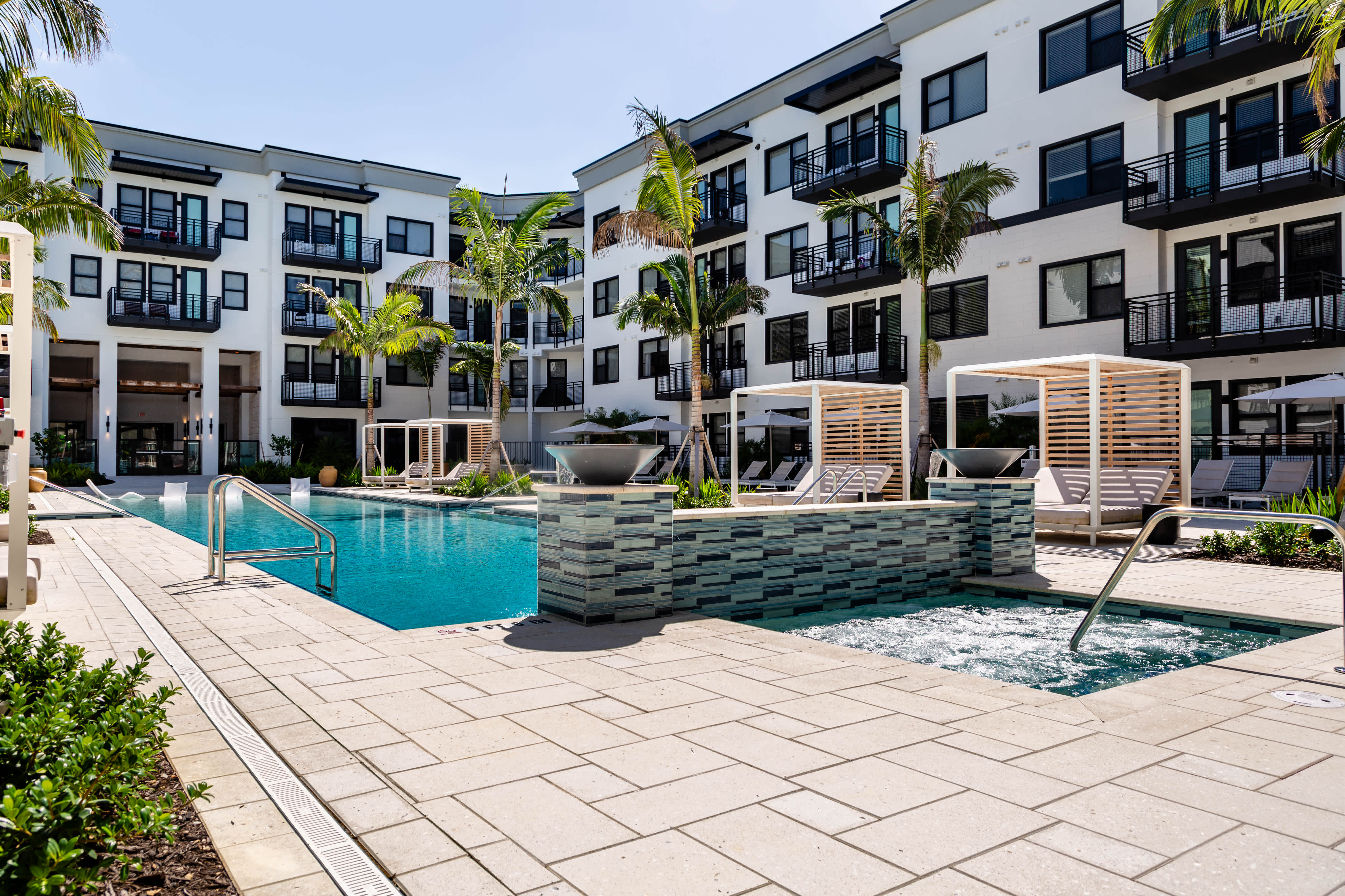 The Ivy apartments in Fort Myers, FL