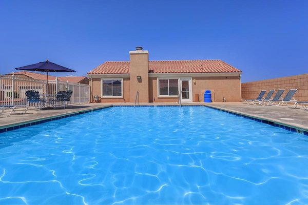 Crossings, The apartments in Hesperia, CA