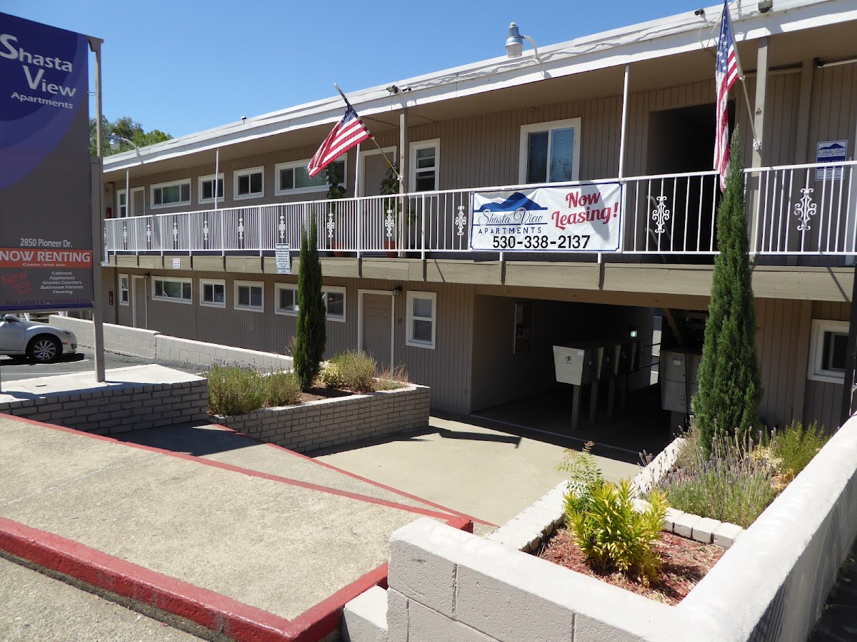 Shasta View Apartments apartments in Redding, CA