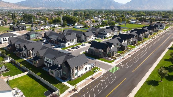 Snow Springs Towns apartments