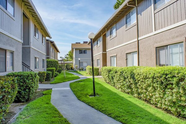 Sutter Apartments apartments in Manteca, CA
