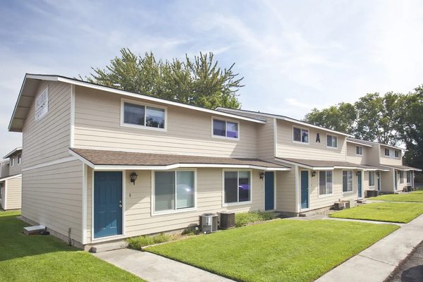 Sage Creek apartments in Kennewick, WA