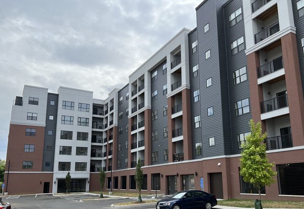 Brookview Commons West apartments