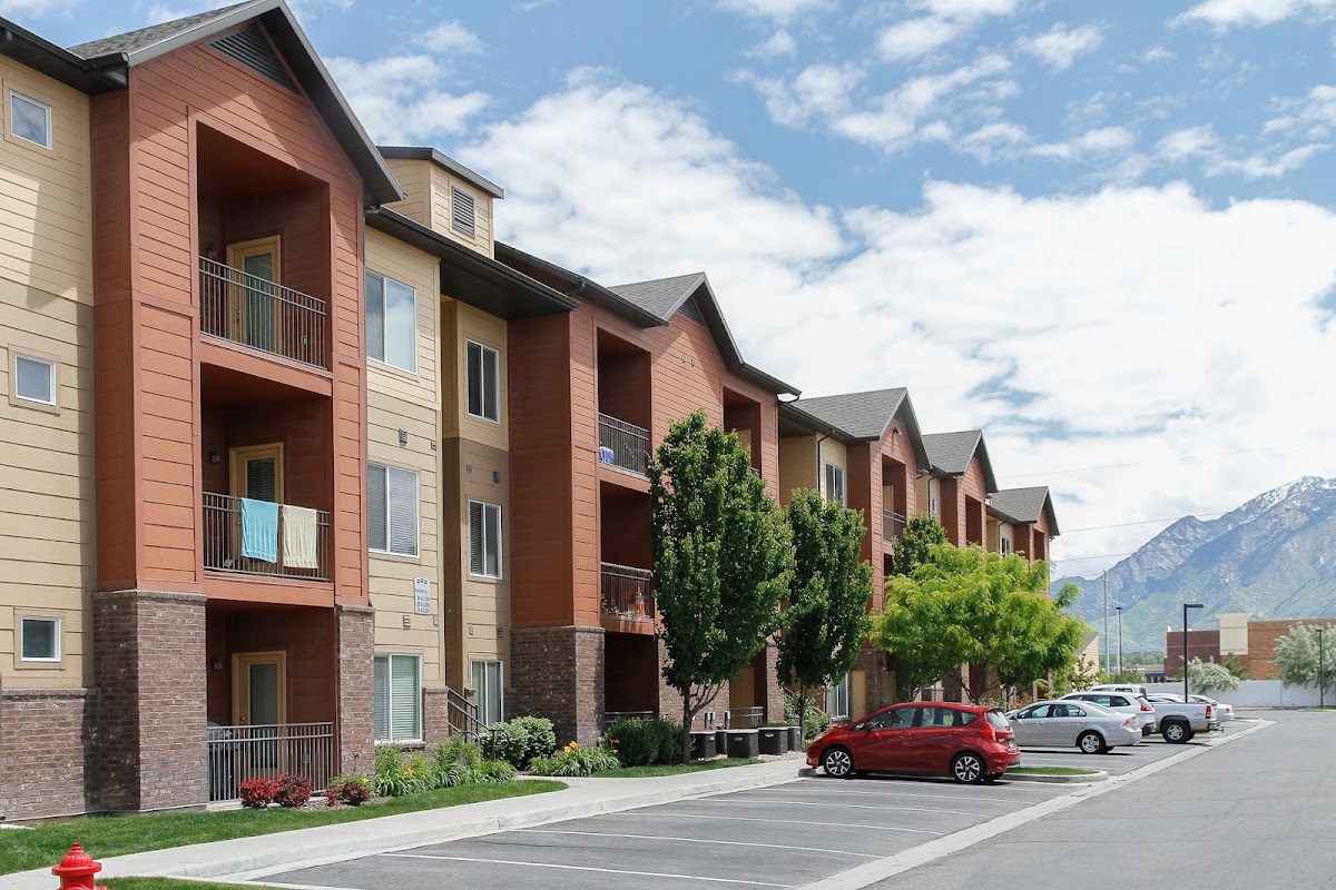 Four Seasons at Southtowne Apartments apartments in South Jordan, UT