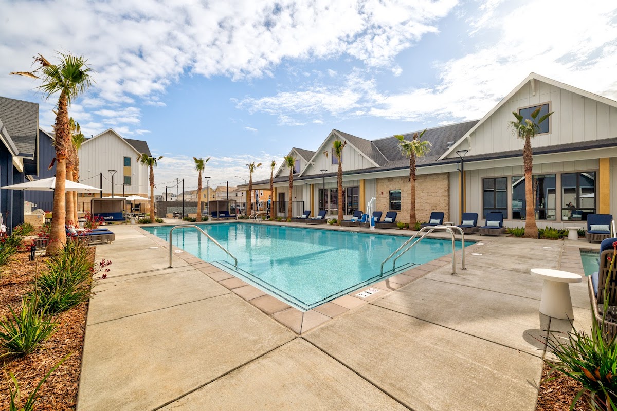 Stone Creek Village apartments in Rancho Cordova, CA
