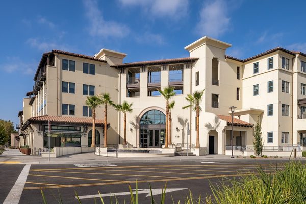 Springline - The Residences apartments in Redwood City, CA