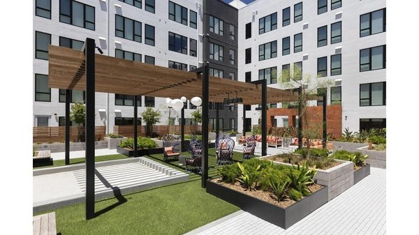 Vasara apartments in Redwood City, CA