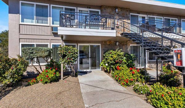 Silverado Gardens apartments in Napa, CA
