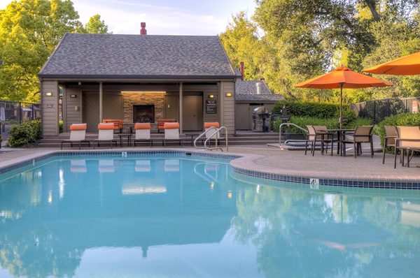 Towpath Village apartments in Napa, CA