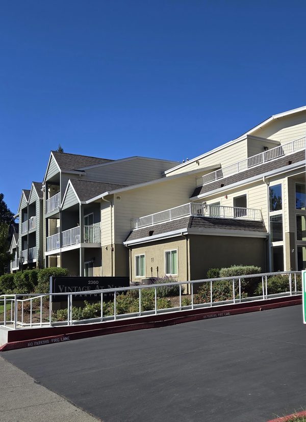 Vintage at Napa apartments in Napa, CA