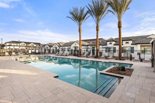 The Stately Queen Creek apartments in Queen Creek, AZ