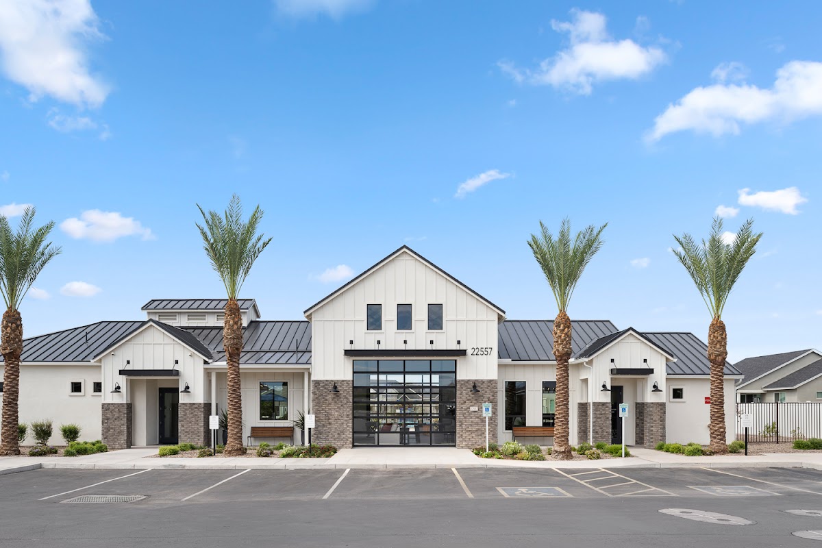 EVR Spur Cross apartments in Queen Creek, AZ