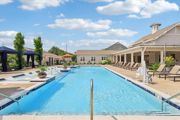 The Drake apartments in Bowling Green, KY