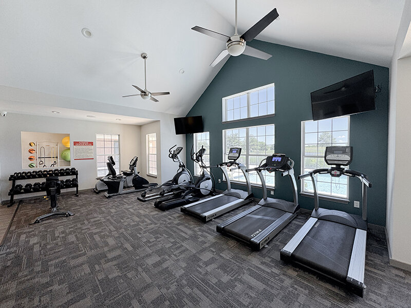 Fairways at Hartland apartments in Bowling Green, KY