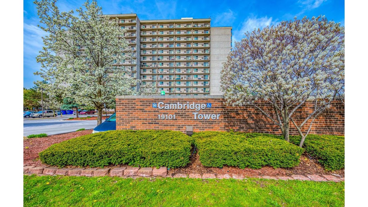 Cambridge Towers apartments in Southfield, MI