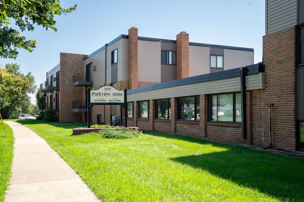 Parkview Arms apartments in Bismarck, ND