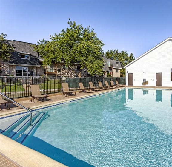 Orion ParkView apartments in Arlington Heights, IL