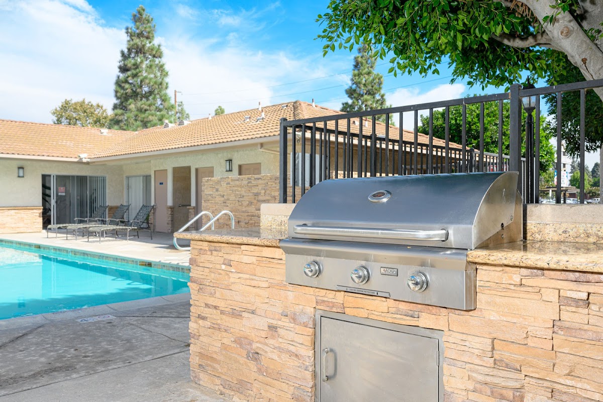Mountain View Camarillo apartments in Camarillo, CA