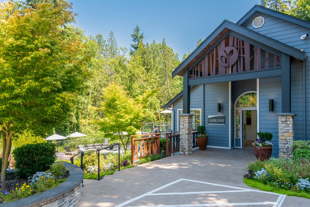 Lakemont Orchard apartments in Sammamish, WA