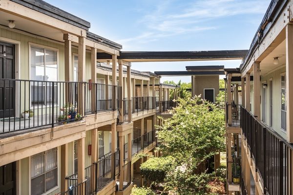 Oak Park Apartments apartments in Austin TX