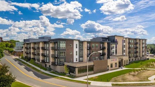 Maven Apartments apartments in Burnsville, MN