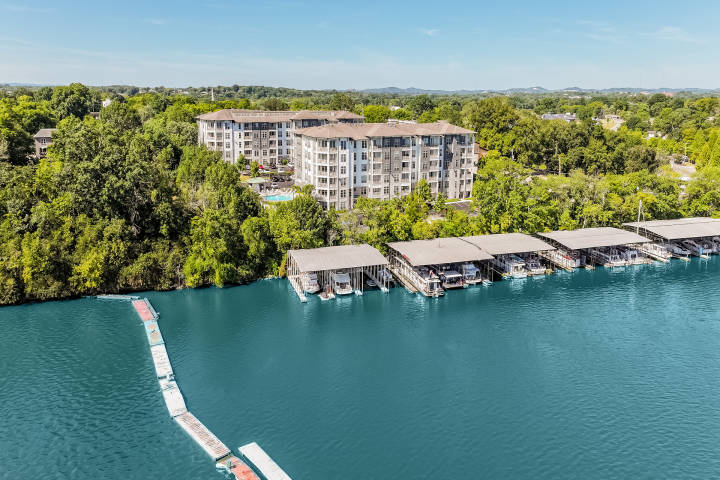 Residence at Old Hickory Lake apartments in Hendersonville, TN