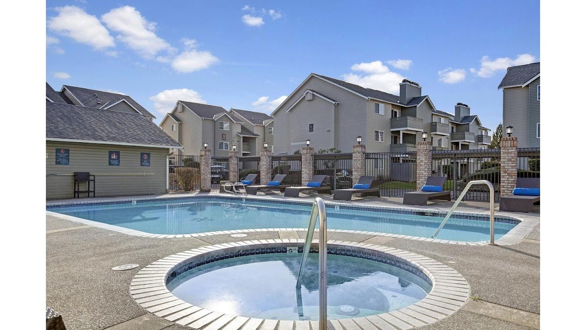 Beaumont Grand Apartment Homes apartments in Lakewood, WA