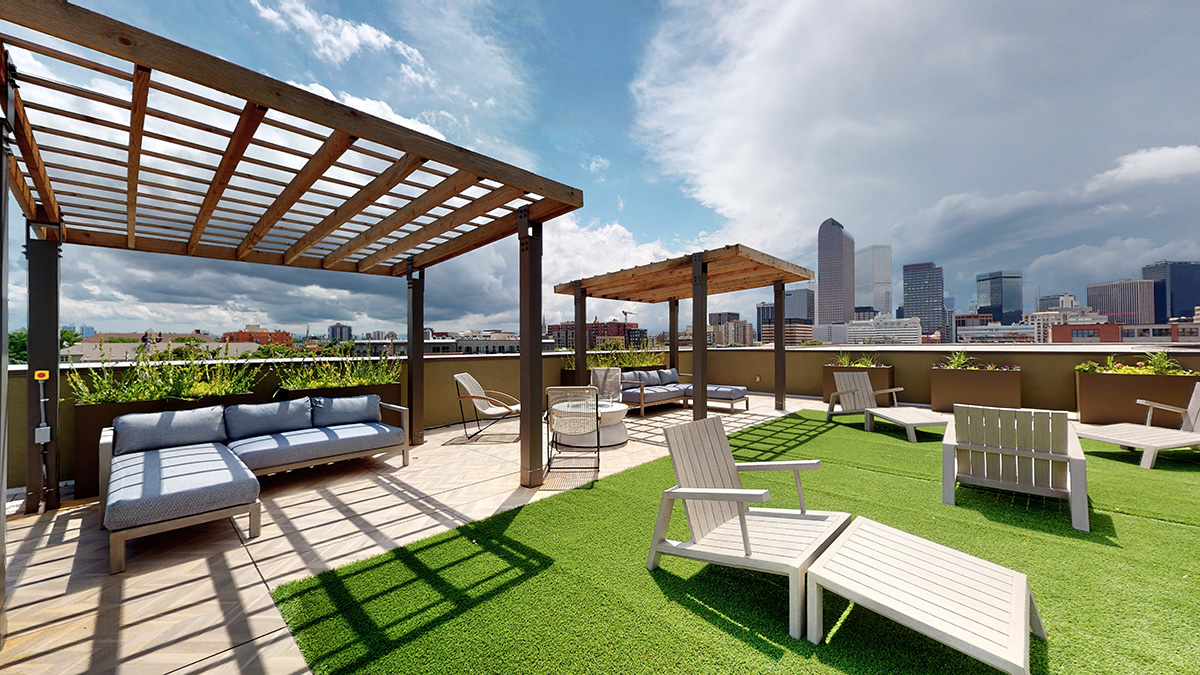 Evo on Emerson apartments in Denver CO