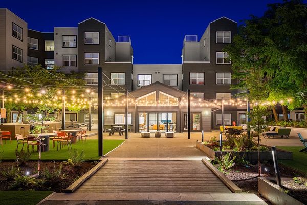 Cooper Apartments apartments in Seattle, WA