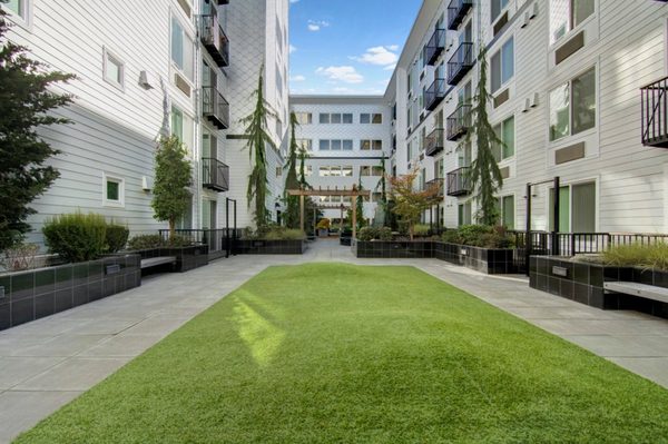 The Artiste Apartment Homes apartments in Shoreline, WA