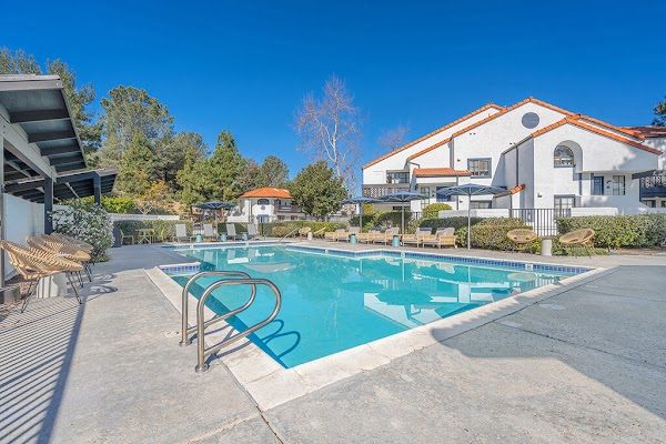 The Resort at Encinitas apartments in Encinitas, CA