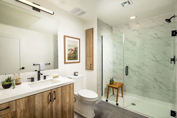 Triton Encinitas apartments in Encinitas, CA