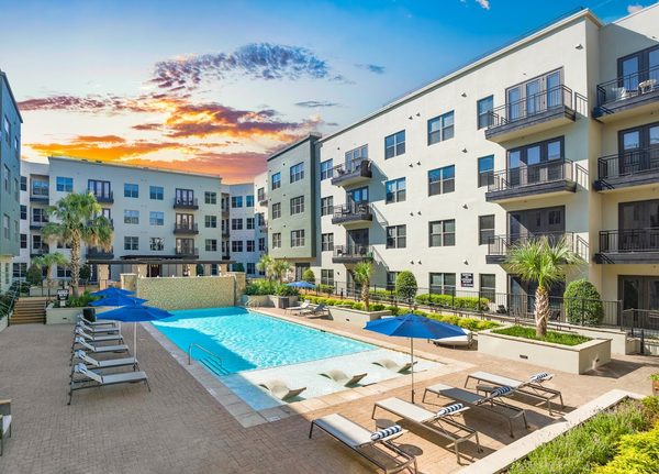 MAA Katy Trail apartments