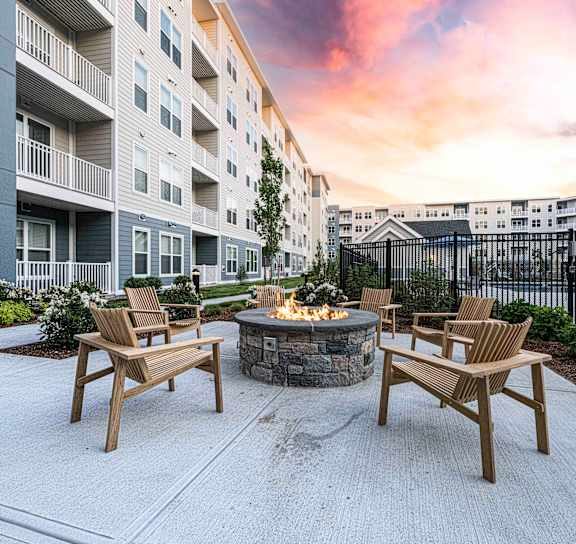 Viva Lakeshore apartments in Bridgewater, MA