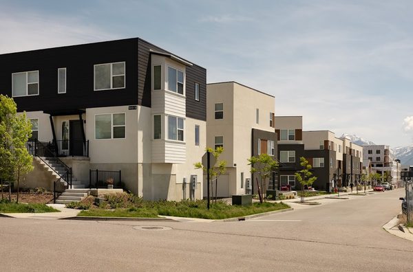 thePEARL apartments in South Jordan, UT