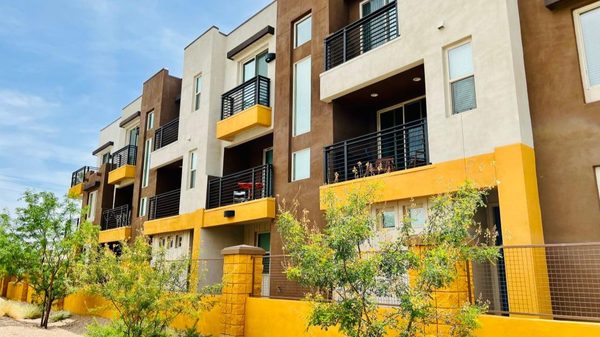 Scottsdale Hayden Townhomes apartments in Phoenix AZ