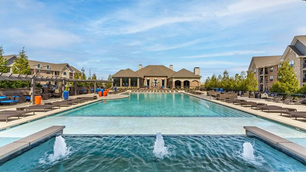 Pointe at Bentonville apartments in Bentonville, AR