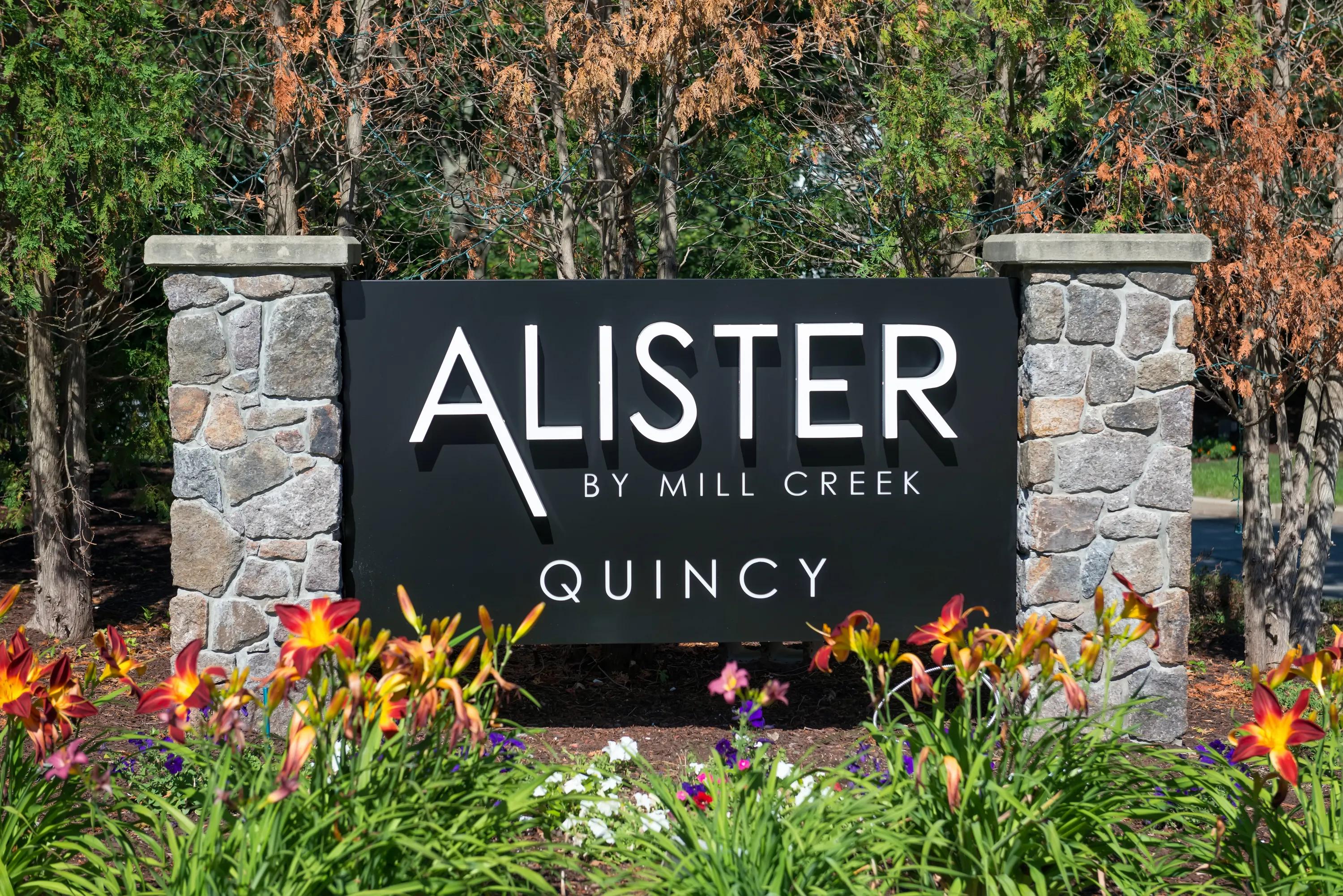 Alister Quincy apartments in Quincy, MA