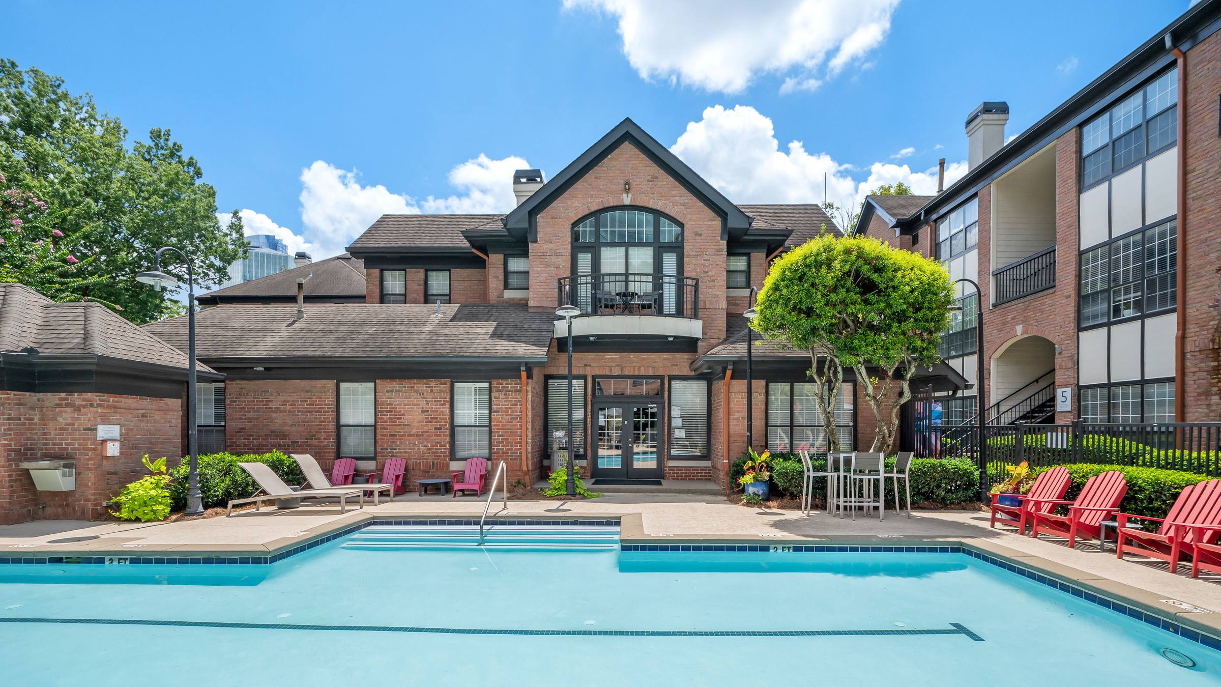 Axial Buckhead apartments in Atlanta, GA
