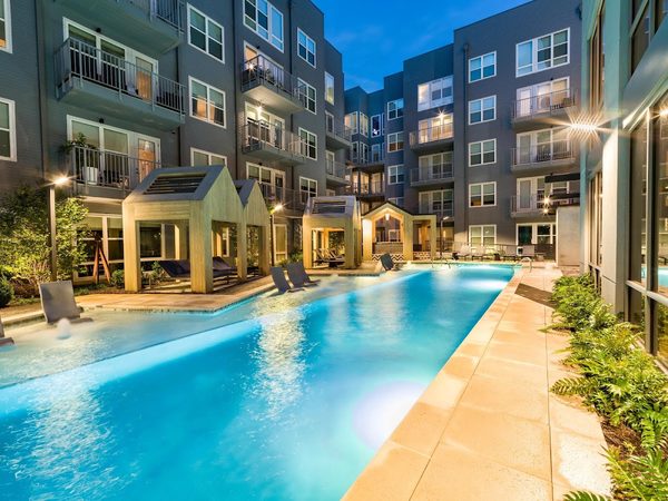 Modera Old Ivy apartments in Atlanta, GA