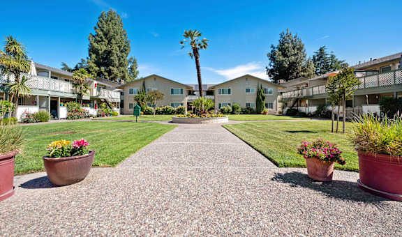 Mission Park Apartments apartments in Gilroy, CA