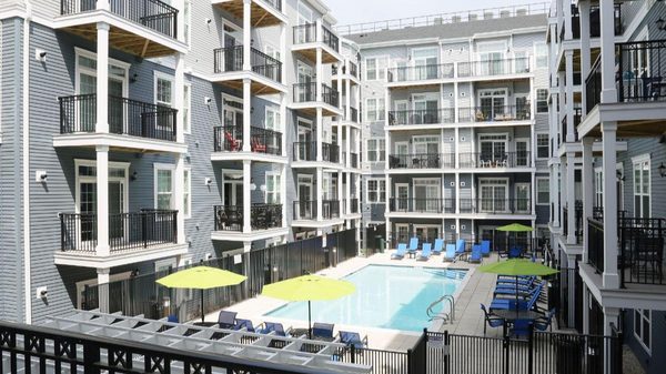 The Allure Mineola apartments