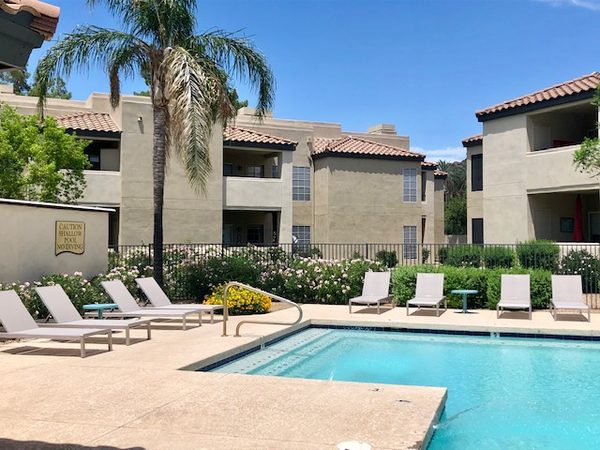 The Palms Apartments apartments