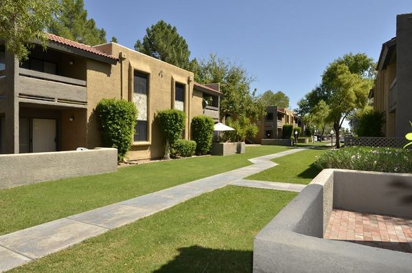 Shadow Ridge Apartments apartments