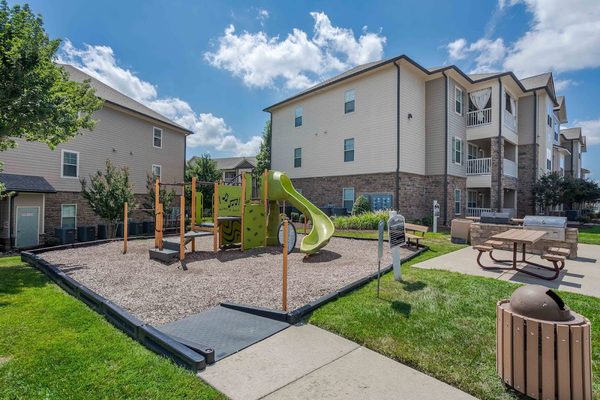Commonwealth at 31 Apartments apartments