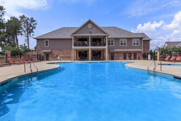 The Grand Reserve at Spring Hill apartments